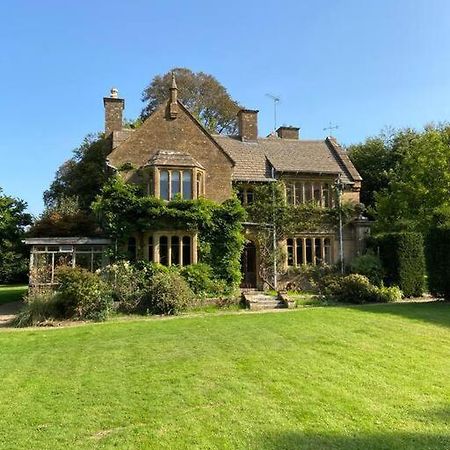 The Dower House At Parnham Park Villa Beaminster Exterior photo